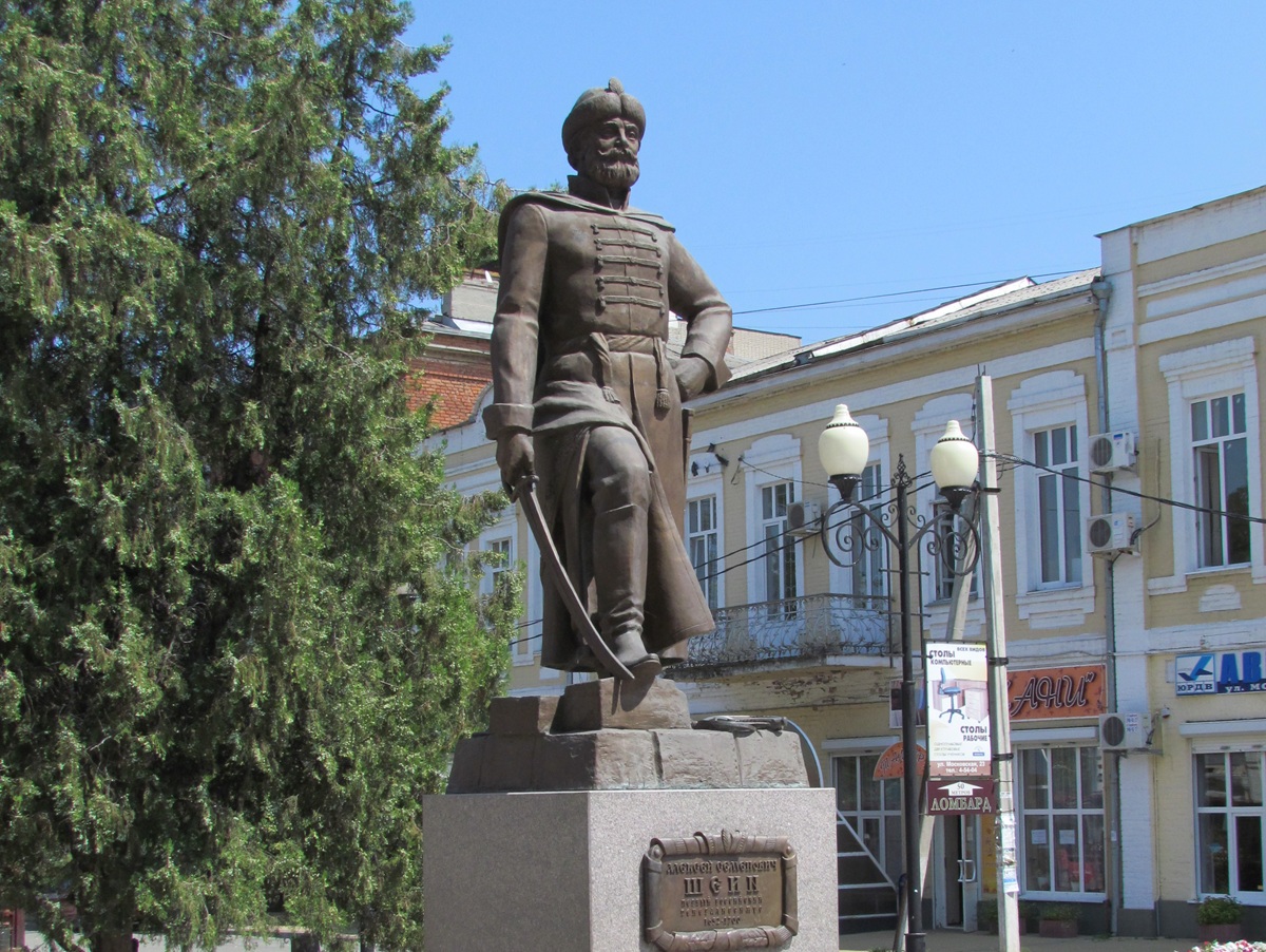 В.н.с. ЮНЦ РАН, к.и.н. Пётр Аваков с докладом