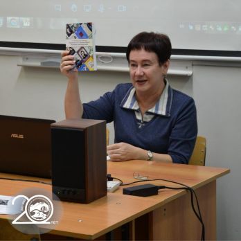 Чеховед Марина Ларионова презентовала свою новую книгу на Чеховед Марина Ларионова презентовала свою новую книгу на