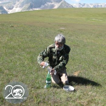 В издательстве ЮНЦ РАН издана монография арахнолога Александра Пономарёва 