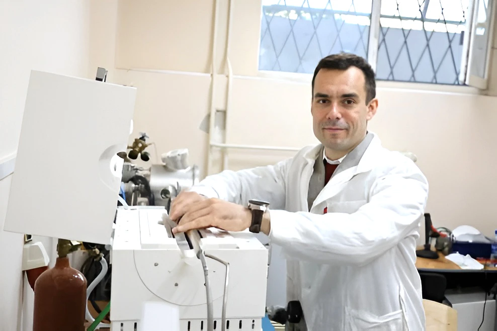 Учёные КубГУ, ЮНЦ РАН, ИОНХ РАН разработали новую композитную мембрану —